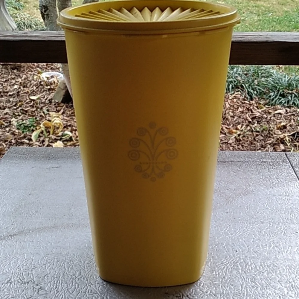 Vintage 1970s yellow Tupperware canister